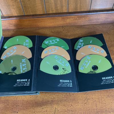 LOT 16 O: M*A*S*H The Martinis & Medicine Collection DVD Collectors Edition