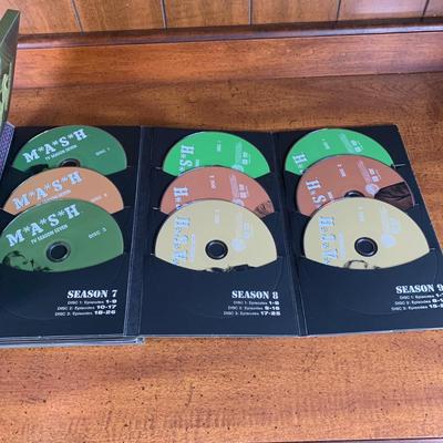 LOT 16 O: M*A*S*H The Martinis & Medicine Collection DVD Collectors Edition