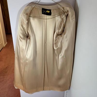 LOT 18 H: Vintage John Wanamaker / Bernhard Altmann Cashmere Coat w/ Fur Collar & Matching Scarf