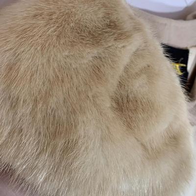 LOT 18 H: Vintage John Wanamaker / Bernhard Altmann Cashmere Coat w/ Fur Collar & Matching Scarf