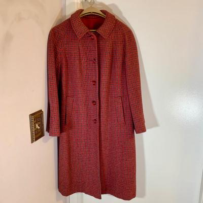 LOT 19 H: Vintage Sherwood & Harris Tweed Red Coats