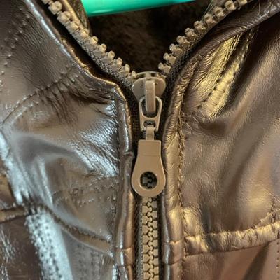 LOT 20 H: 2 Haband Executive Division Size Large Leather Jackets Black & Brown