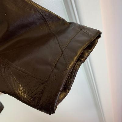 LOT 20 H: 2 Haband Executive Division Size Large Leather Jackets Black & Brown