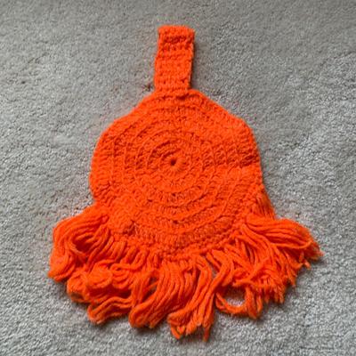 LOT 25 B: Handmade Knit / Crochet Collection: Berets, Shawls, Ponchos, Scarf, Mittens, & Purse