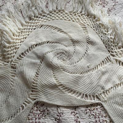 LOT 25 B: Handmade Knit / Crochet Collection: Berets, Shawls, Ponchos, Scarf, Mittens, & Purse