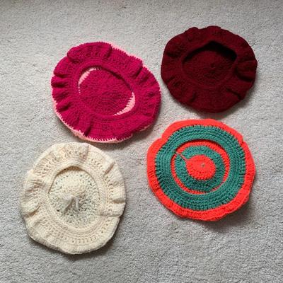 LOT 25 B: Handmade Knit / Crochet Collection: Berets, Shawls, Ponchos, Scarf, Mittens, & Purse