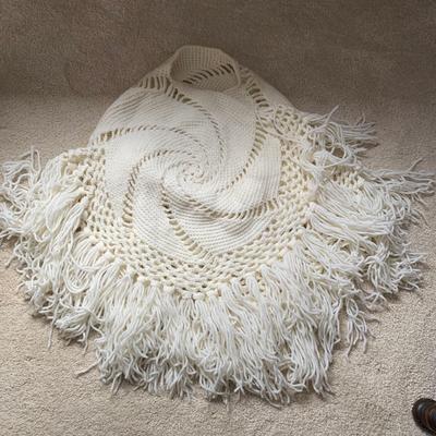 LOT 25 B: Handmade Knit / Crochet Collection: Berets, Shawls, Ponchos, Scarf, Mittens, & Purse