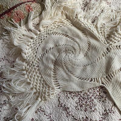 LOT 25 B: Handmade Knit / Crochet Collection: Berets, Shawls, Ponchos, Scarf, Mittens, & Purse