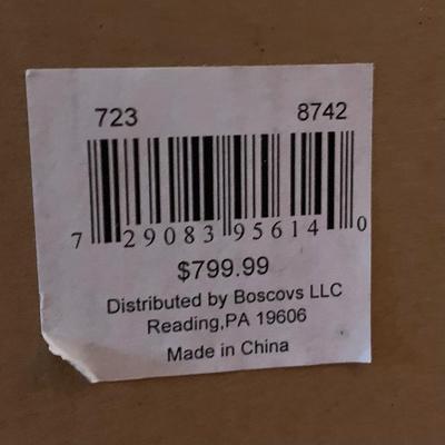 LOT 26 L: Boscov's 7' Dunhill Prelit Christmas Tree