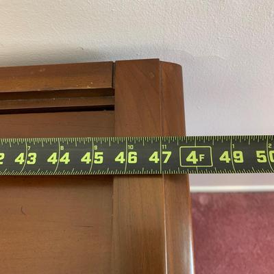 LOT 34 H: Vintage Magnavox Micromatic Record Player Stereo Console Cabinet