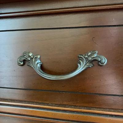 LOT 34 H: Vintage Magnavox Micromatic Record Player Stereo Console Cabinet