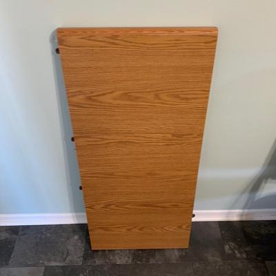 LOT 36 K: Kitchen Table w/ Leaf & 4 Rolling Swivel Chairs