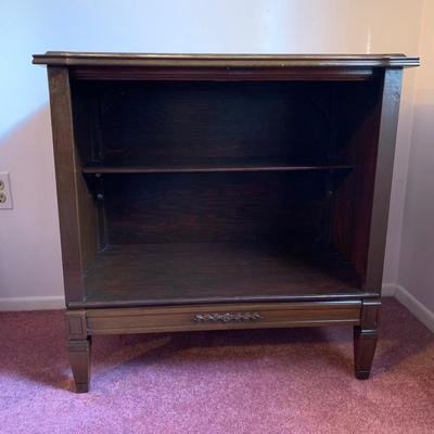 LOT 39 L: Vintage Console Cabinet w/ Electric Plugins