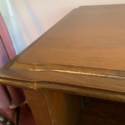 LOT 39 L: Vintage Console Cabinet w/ Electric Plugins