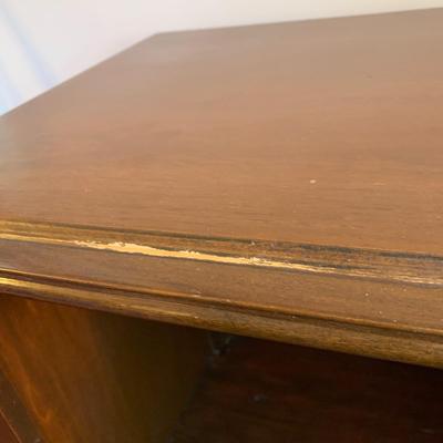 LOT 39 L: Vintage Console Cabinet w/ Electric Plugins