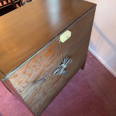 LOT 39 L: Vintage Console Cabinet w/ Electric Plugins