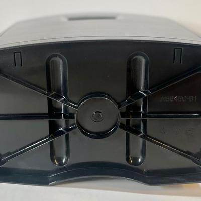 LOT 41L: 2015 HP OfficeJet 4650 with NIP HP Instant Ink & Aurora AU845XA Paper & Credit Card Shredder