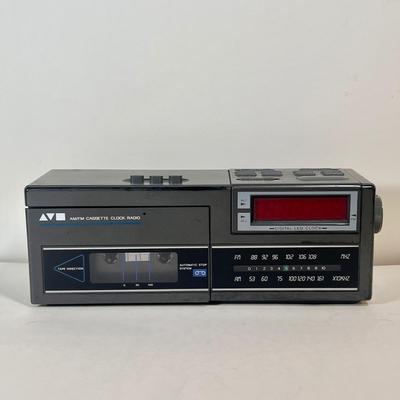 LOT 42L: Vintage Sears Roebuck Cassette AM/FM Clock Radio Model 225 23415 850