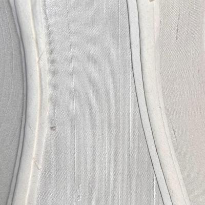 LOT 44L: Scalloped Fringe Ceramic Lamp & Pair of Pink Ceramic Lamps