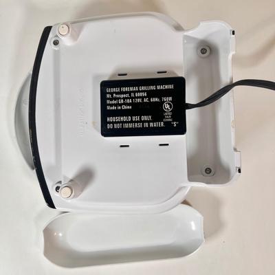 LOT 54K: Vintage Hoover Stainless Steel Frying Pan Model B3037 & George Foreman Grill Model GR- 10A