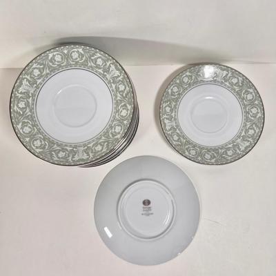 LOT 57K: Sango Imperial China Buckingham Pattern Green Dining & Tea Set