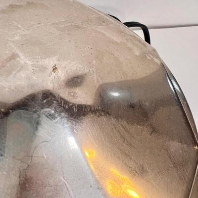 LOT 63K: Vintage Meriden Homelectrics Waffle Maker