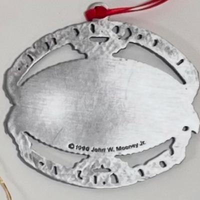 LOT 70L: Various Gold Doily Ornaments, Miniature Christmas Manger Figurines, Clear Acrylic Ornaments, & More