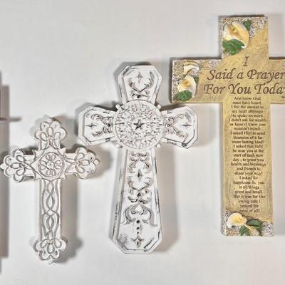 LOT 75L: 2001 Growth Corporate Pair Crosses, Lutheran Wood & Metal Cross, Yellow Prayer Cross, Small Cross Pendants, The Book of...