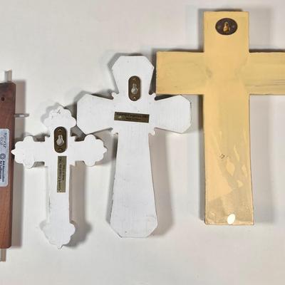 LOT 75L: 2001 Growth Corporate Pair Crosses, Lutheran Wood & Metal Cross, Yellow Prayer Cross, Small Cross Pendants, The Book of...