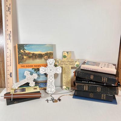 LOT 75L: 2001 Growth Corporate Pair Crosses, Lutheran Wood & Metal Cross, Yellow Prayer Cross, Small Cross Pendants, The Book of...