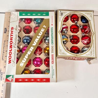 LOT 79L: Vintage Woolworth’s Glass Christmas Tree Ornaments, Shiny Brite, & More Glass Ornaments