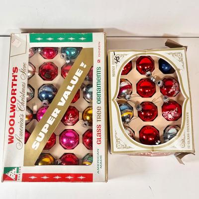 LOT 79L: Vintage Woolworth’s Glass Christmas Tree Ornaments, Shiny Brite, & More Glass Ornaments