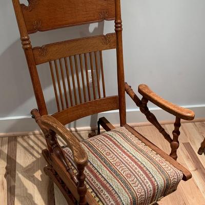 Antique Oak Mechanical Glider Platform Rocker