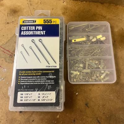 Metal & Plastic Parts Cabinet & Bins W/Contents Included (B1-MG)