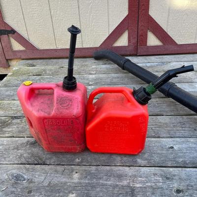 Stihl Backpack Blower & Two Gas Cans (SF-MG)