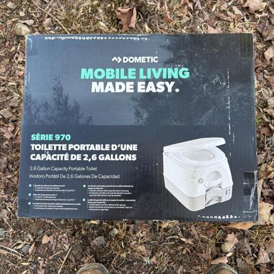 Dometic NIB Portable Toilet (SB-ES)