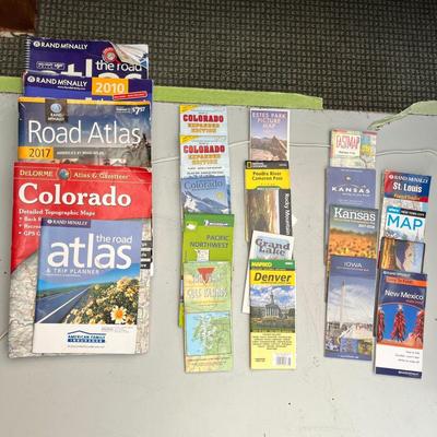 Lot 219 Alases and maps (Colorado, Kansas and New Mexico)