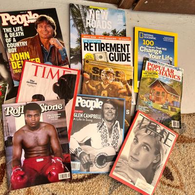 Lot 220 90's & 2000's Magazines with key figures - People, Time, Newsweek, National Geo