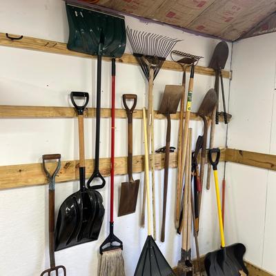 Large Selection of Yard Tools (SF-MG)