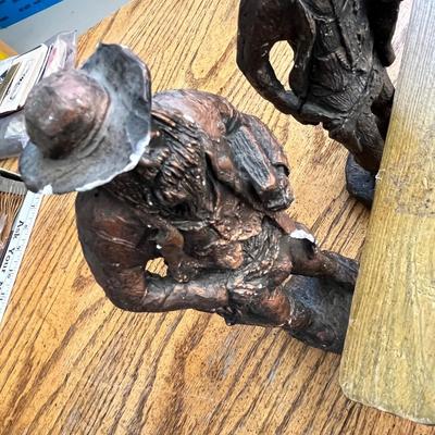 Lot 236 lot of random small home décor items - glass stir sticks, marbel tea light hold, leaded glass heart and more