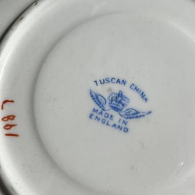Lot 239 Blue Willow pattern Tuscan China - Made in England