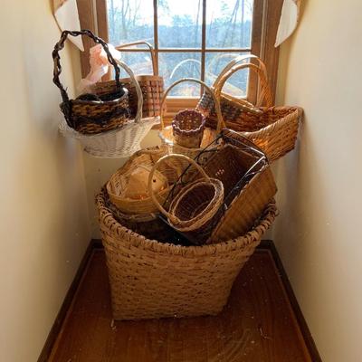 Lot of 21 Baskets including a 25’ x 18” large basket