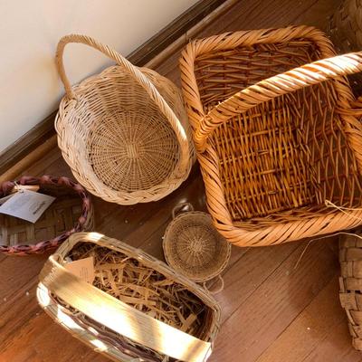 Lot of 21 Baskets including a 25’ x 18” large basket