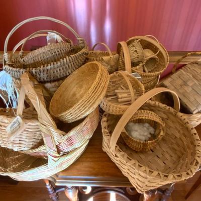 Lot of 18 Baskets plus Wicker Paper Plate Holders