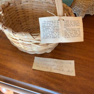 Lot of 18 Baskets plus Wicker Paper Plate Holders