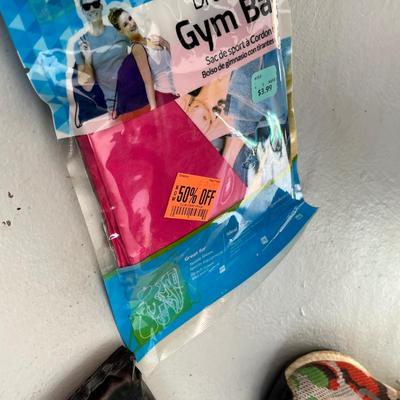 Lot 255 body weight fitness equipment - resistance bands, balance board, ankle weights