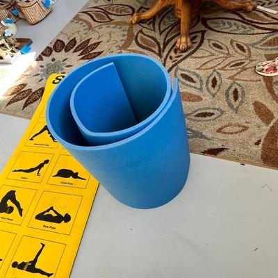 Lot 258 yoga mat with poses, Reebok stepper, foam exercise mat