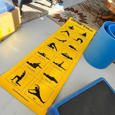 Lot 258 yoga mat with poses, Reebok stepper, foam exercise mat