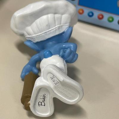 M&M small box, Smurf and helicopter