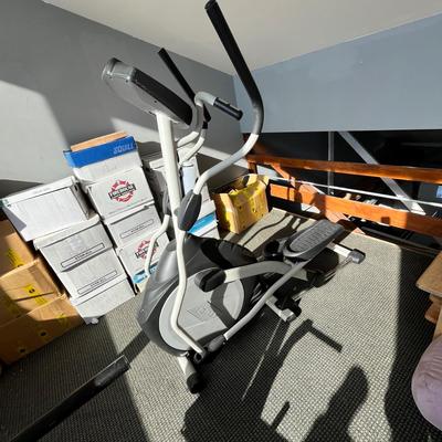 Lot 266 elliptical machine